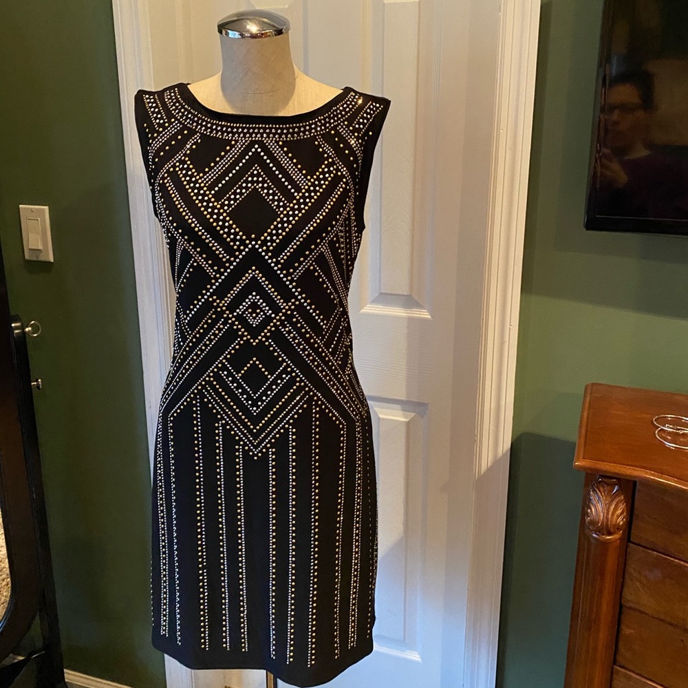 Whitehouse Black Market Dress